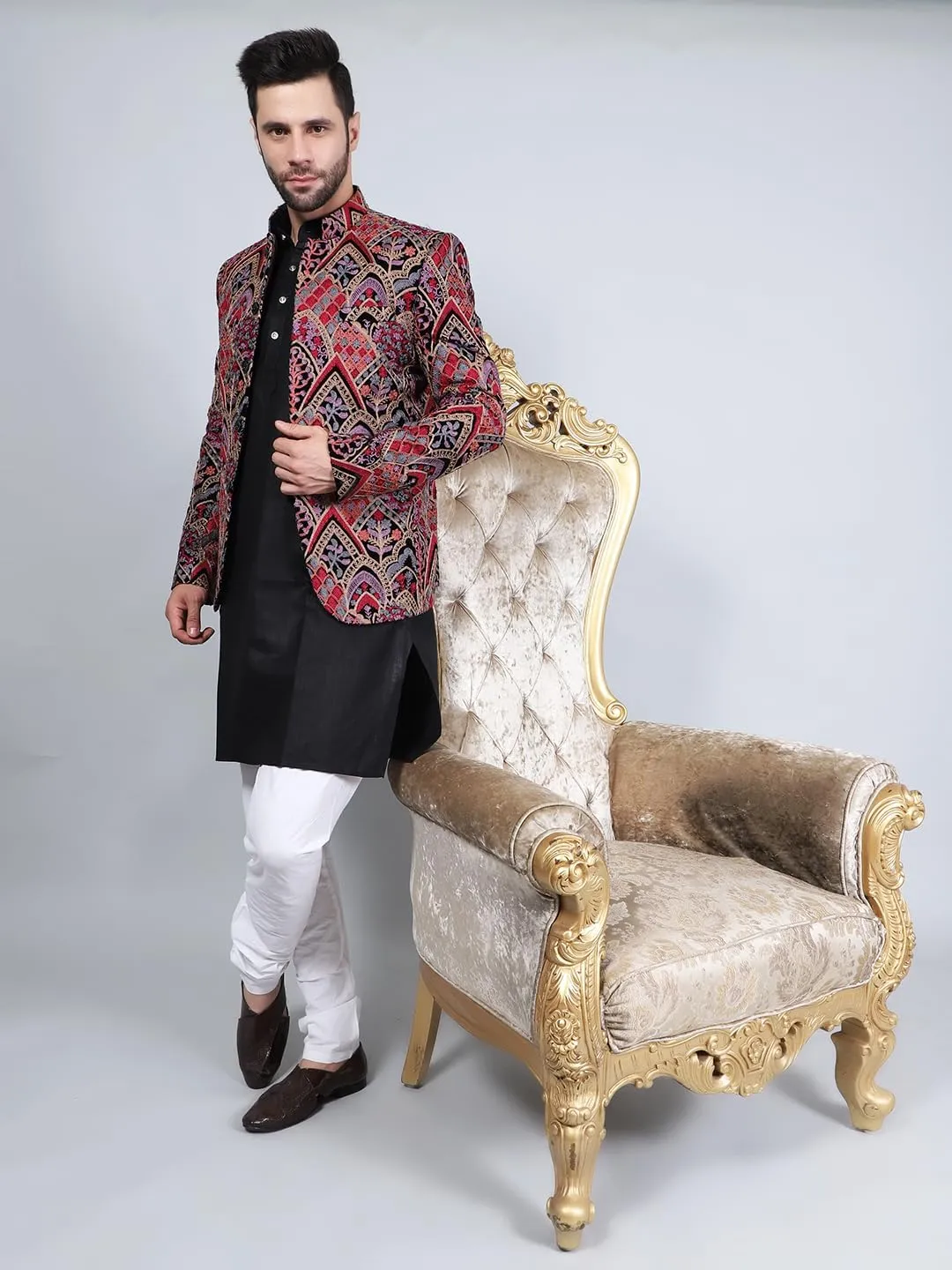 WINTAGE Men's Embroidered Velvet Bandhgala